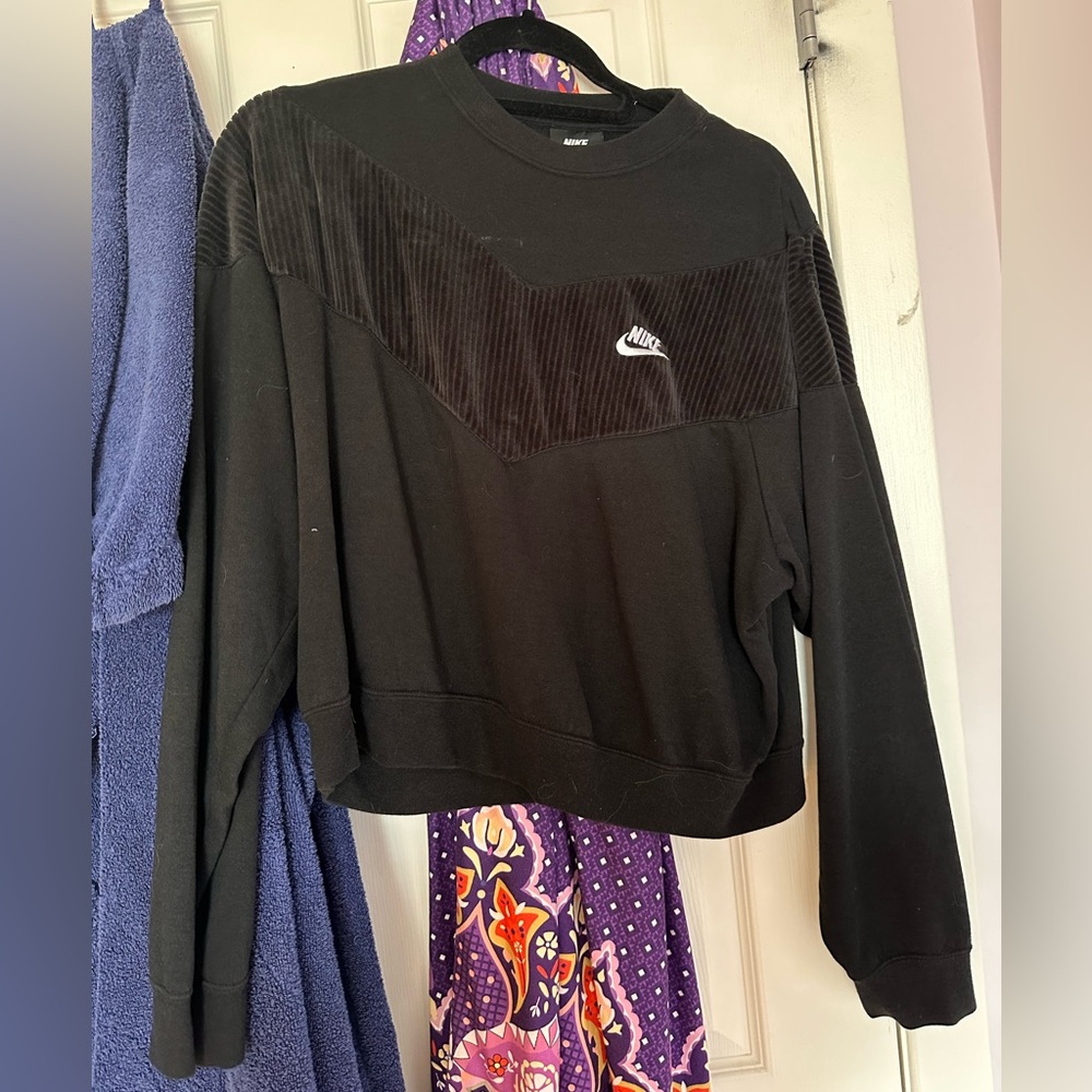 Nike Sweater Cropped Velvet